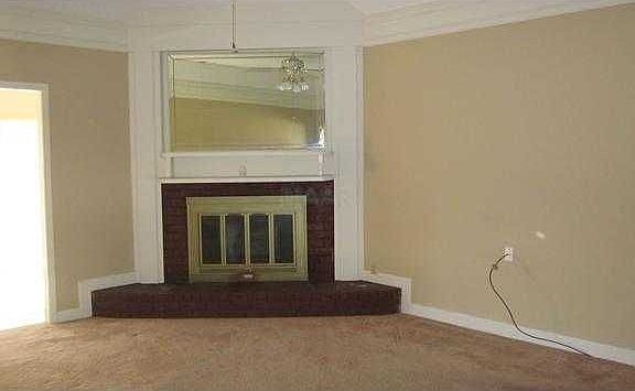 5th image of 6747 Devenshire Ln