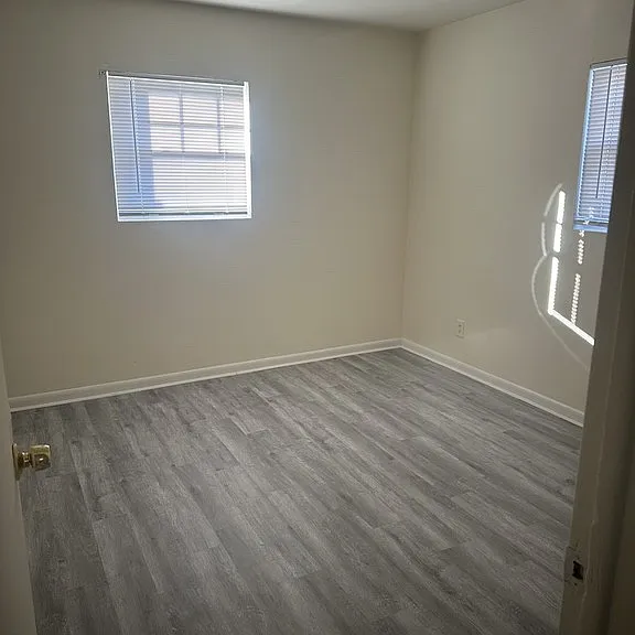 1507 W 41st St #A — Photo 7