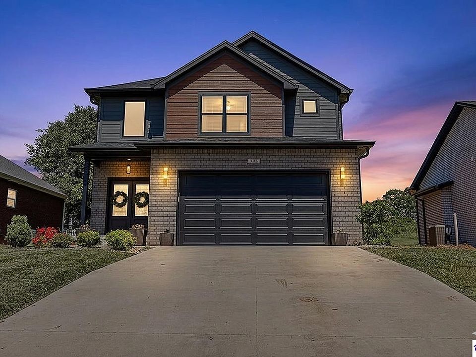 1st image of 803 Thorndale Way