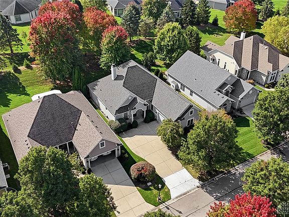 2nd image of 1016 Wedgestone Ct