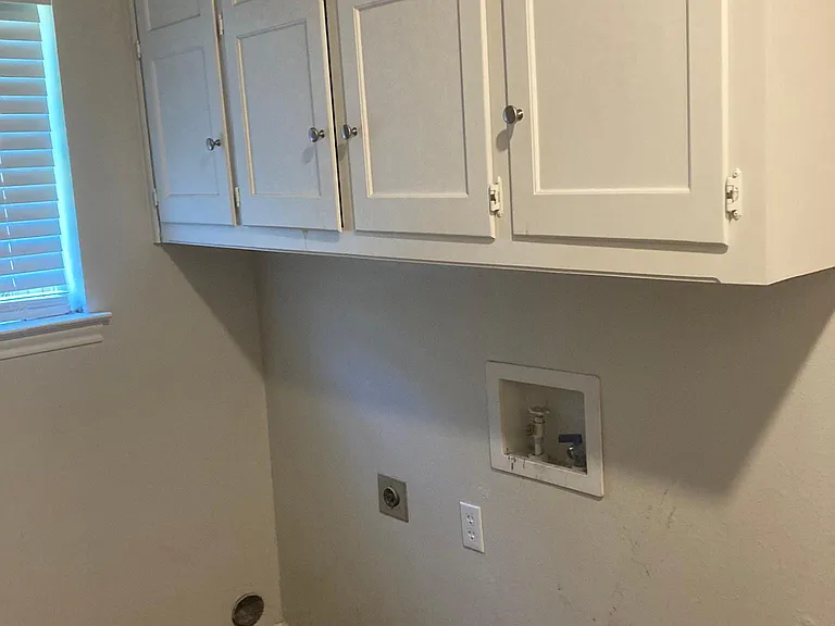 6003 Stoneleigh Dr — Photo 5
