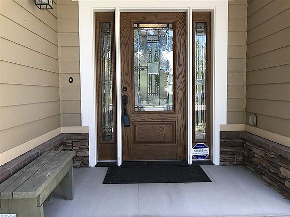 2nd image of 5200 Kenra Loop