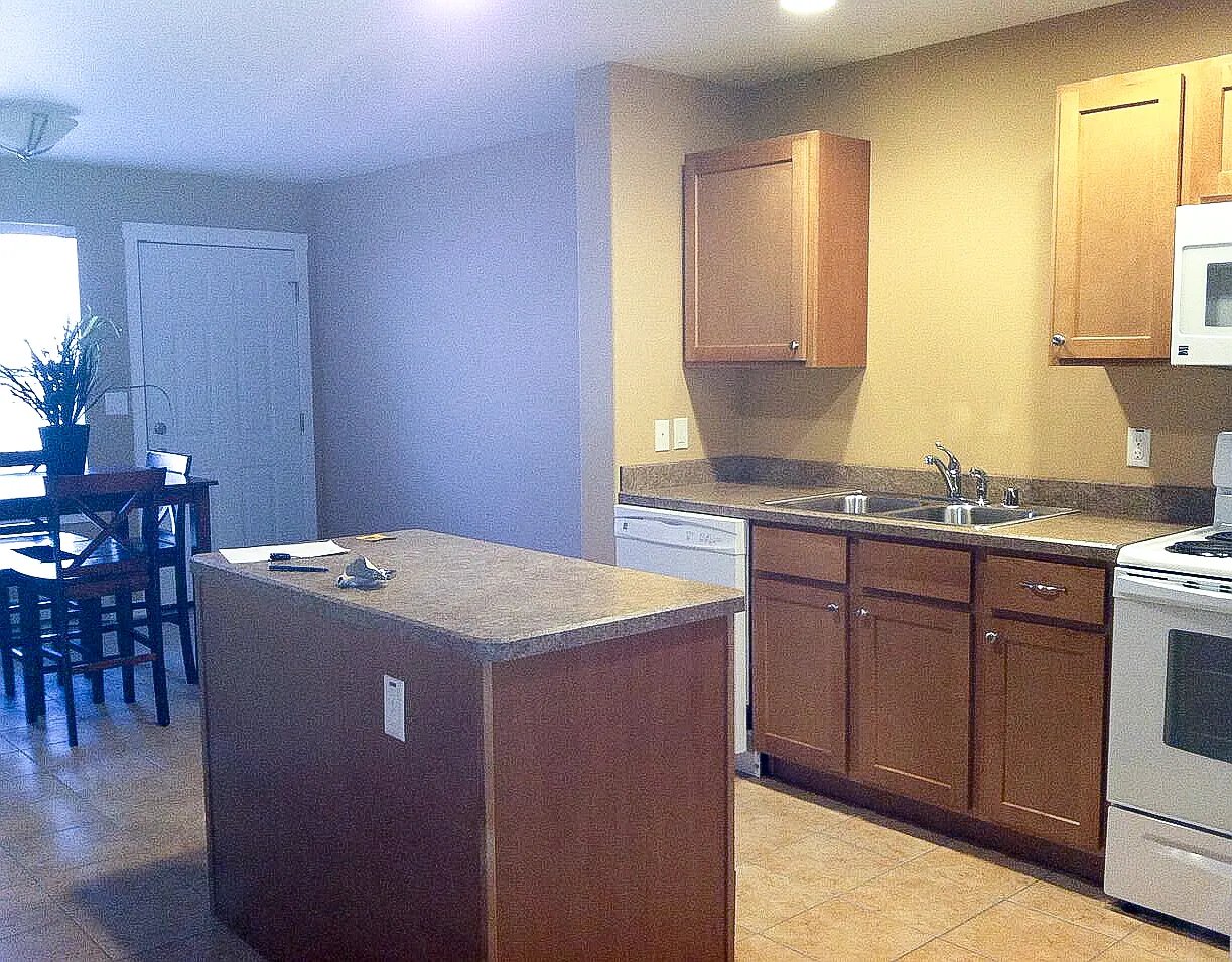 723 Aspen St — Photo 2