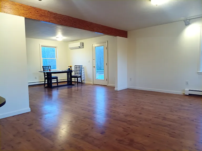396 Long Plains Rd #A — Photo 7