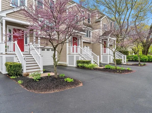 1 New Rd Unit D3, Rumford, RI 02916