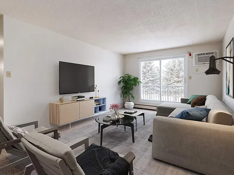 2253 Southview Dr SE — Photo 2