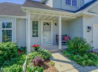 7301 Southern Oak Pl, Madison, WI 53719