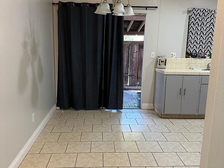 1728 S Tuxedo Ave #1728 — Photo 13