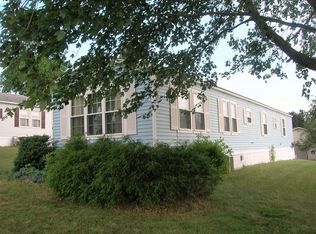 4 Wampanoag Rd, Taunton, MA 02780