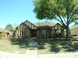 10110 Bridgegate Ln, Dallas, TX 75243