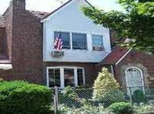6420 84th St, Middle Village, NY 11379