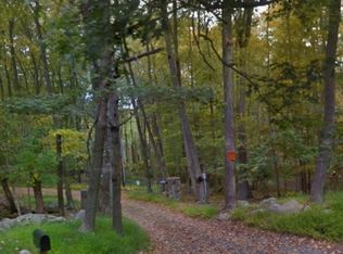 35 Split Rock Rd, Boonton Township, NJ 07005