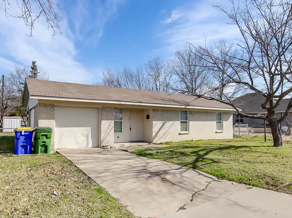 702 Catherine Ln, Seagoville, TX 75159