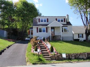 7 Crestwood Rd, Rockaway Boro, NJ 07866