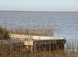 1037 Margaret Rd, Pt Bolivar, TX 77650