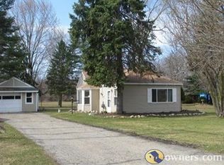 4083 N Center Rd, Flint, MI 48506