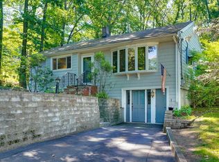 1 Mooney Rd, Burlington, MA 01803