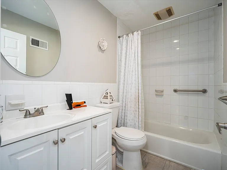 16 W Maltbie Ave — Photo 13