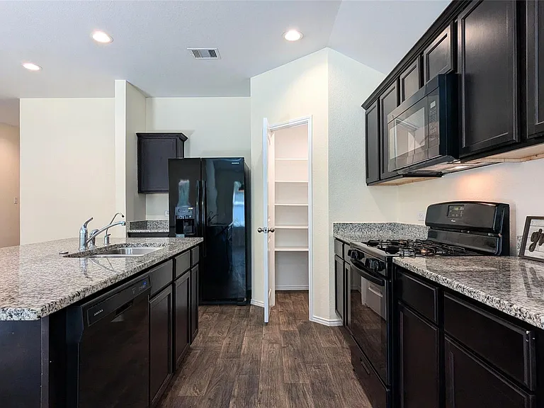 568 Road 5138 — Photo 8