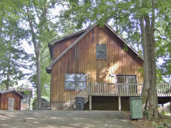 504 Forest St