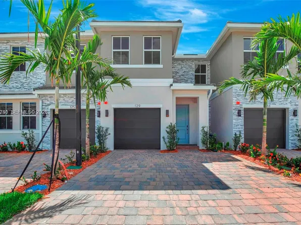 129 SW 171st Way, Hollywood, FL 33027