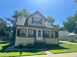 514 4th Ave SE, Watertown, SD 57201