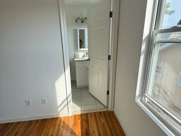 Master's bathroom