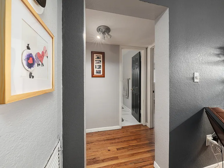 320 Lakeview St #323 — Photo 11