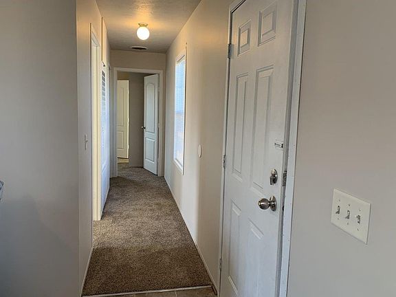5th image of 1841 Carmel Dr #94