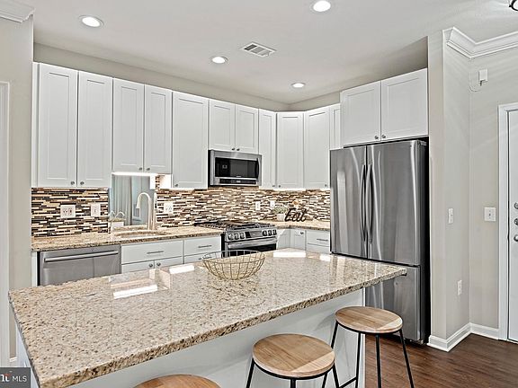 2nd image of 9480 Virginia Center Blvd Unit 210