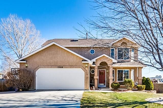 1st image of 1206 Bluestem Blvd