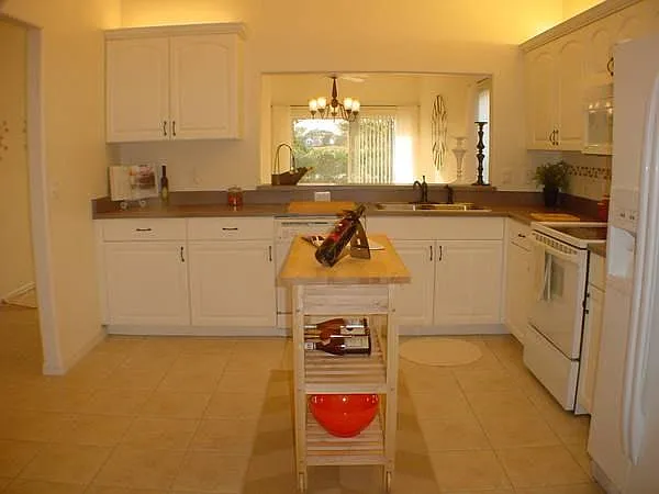 more kitchen
