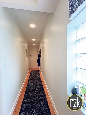 Rented by Realty 2000 Corp | media 19