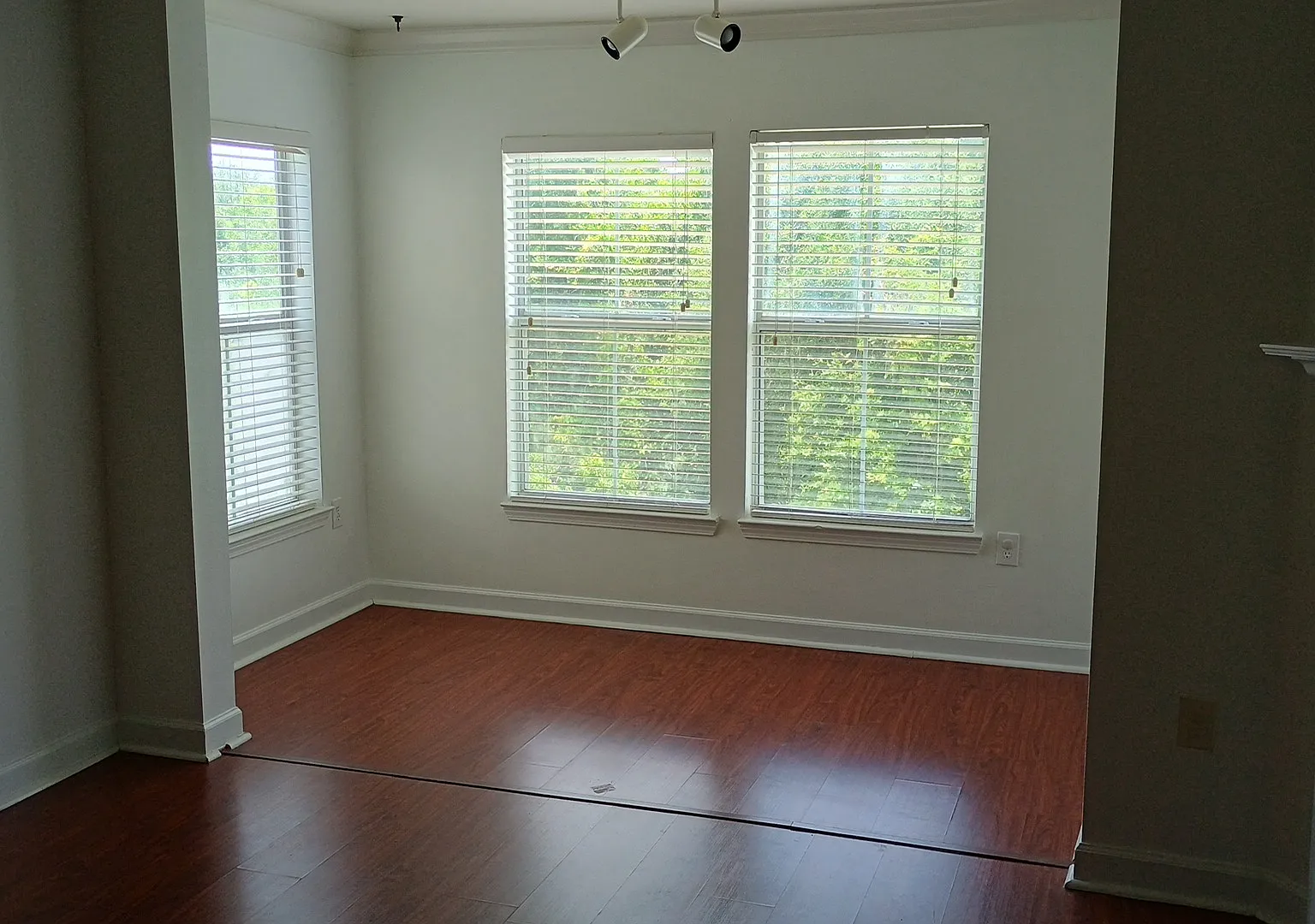 2 bed, 1205 sqft, $1,525 — Photo 1