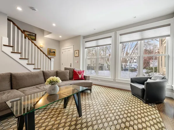 4 Brattle Cir #4, Cambridge, MA 02138