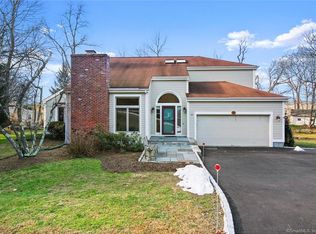 19 Janson Dr, Westport, CT 06880