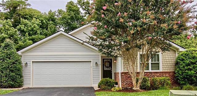 1st image of 118 Little Fox Ln