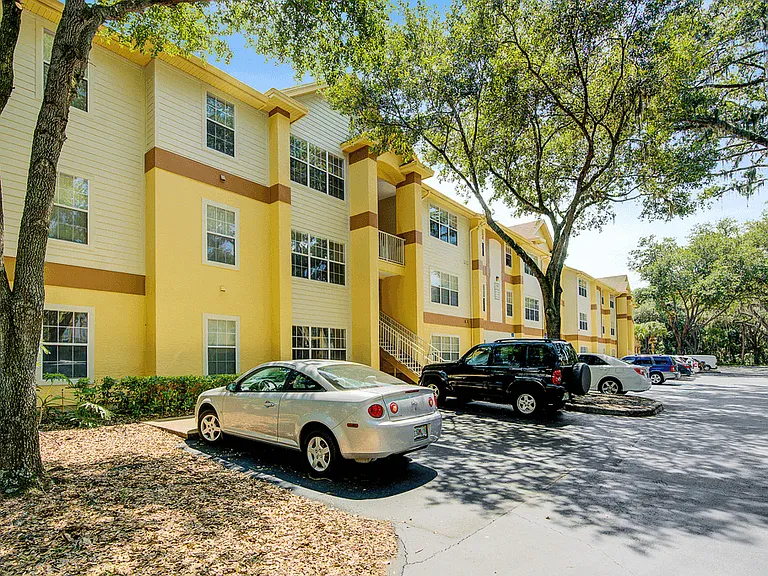 Williams Landing and Villas Apartments — Photo 17