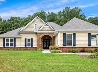 104 Hamway Ln, Winder, GA 30680