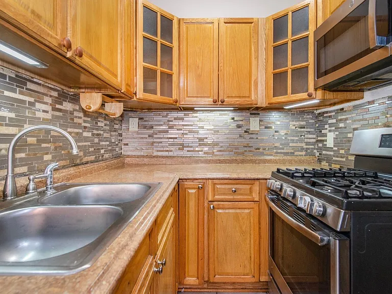 159 Ackerman Ave #1 — Photo 6