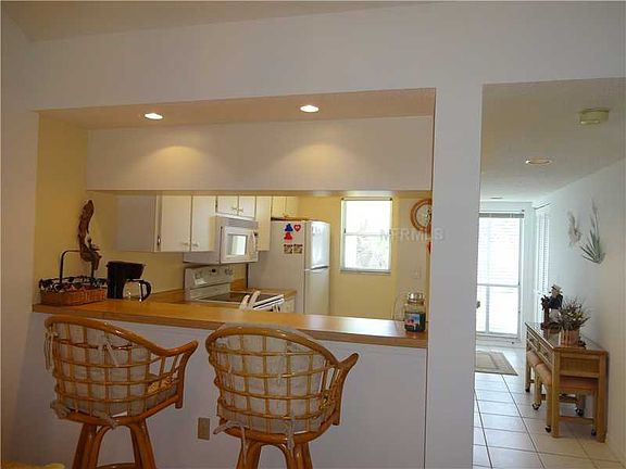 3rd image of 441 Cerromar Ln #406-20