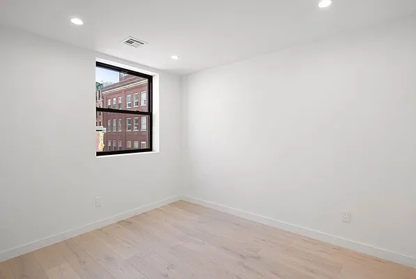 Rented by Camelot Realty Group | media 11