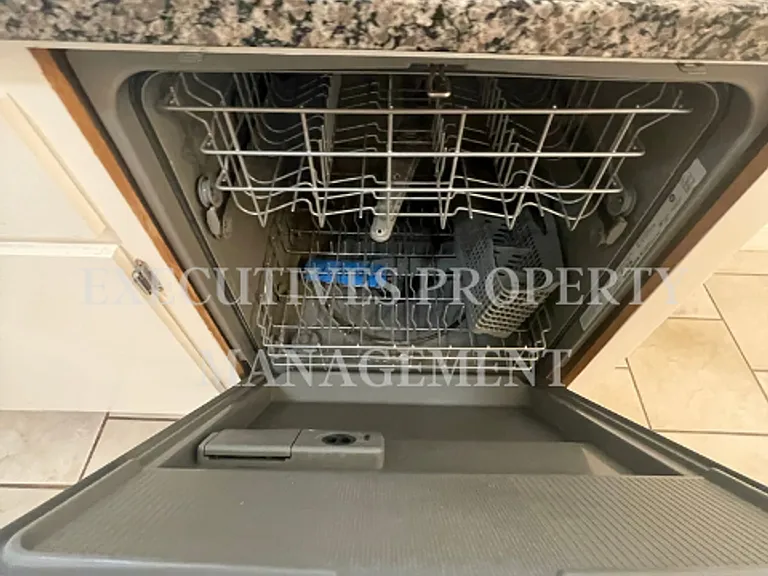 3341 El Dorado Ct — Photo 16
