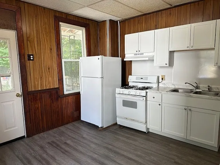 154 E Conestoga St — Photo 8