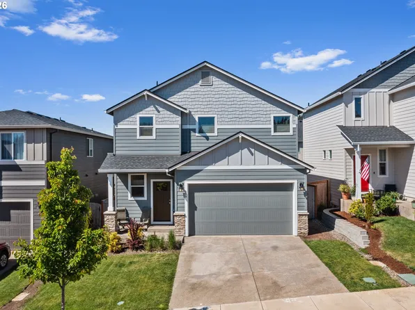 899 NE Trillium Dr, Estacada, OR 97023