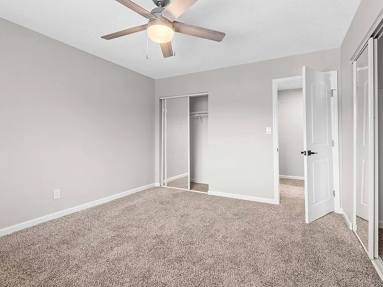 Stoneside Apartments — Photo 20