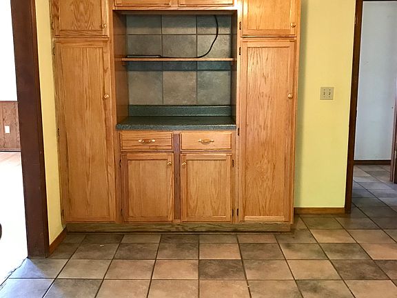 5th image of 7433 NW 7th St