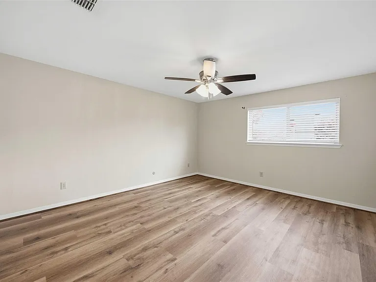 10336 Briar Forest Dr — Photo 11