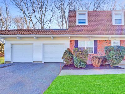 9 Stockton Commons, Yaphank, NY, 11980