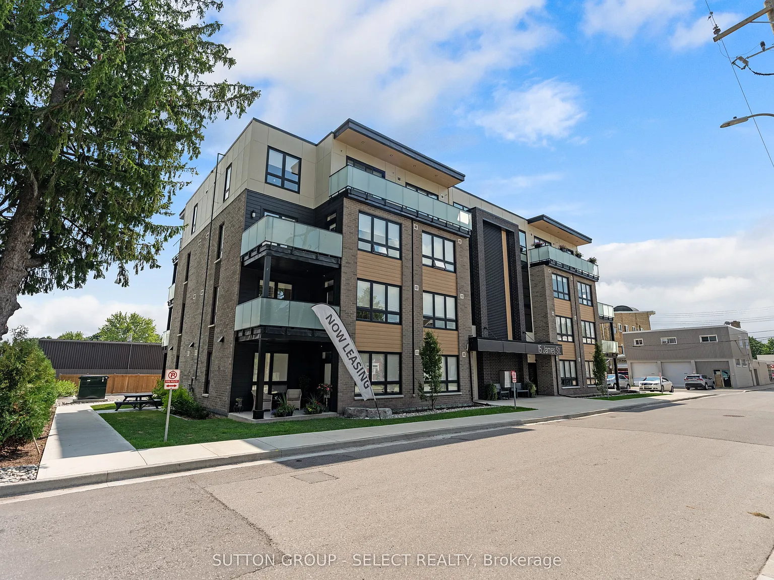 2 bed, $2,250 — Photo 2